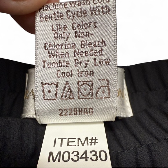 Draper's & Damon's Elegant Black Women's Skirt - Picture 4 of 5